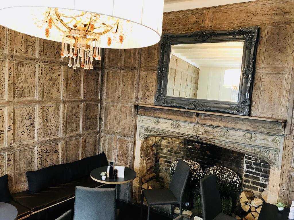 Bed and Breakfast Whitehouse Rye Exteriér fotografie The interior of the restaurant